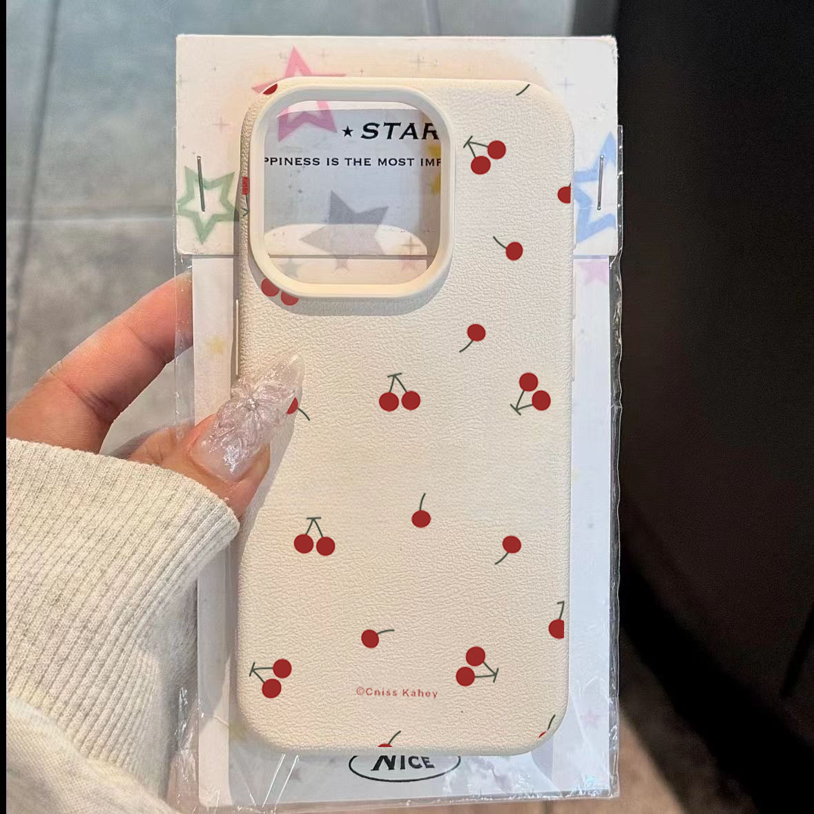 かわいい漫画のチェリーとライチ柄のスマホケース、Samsun - Cute Cartoon Case のレビューと価格