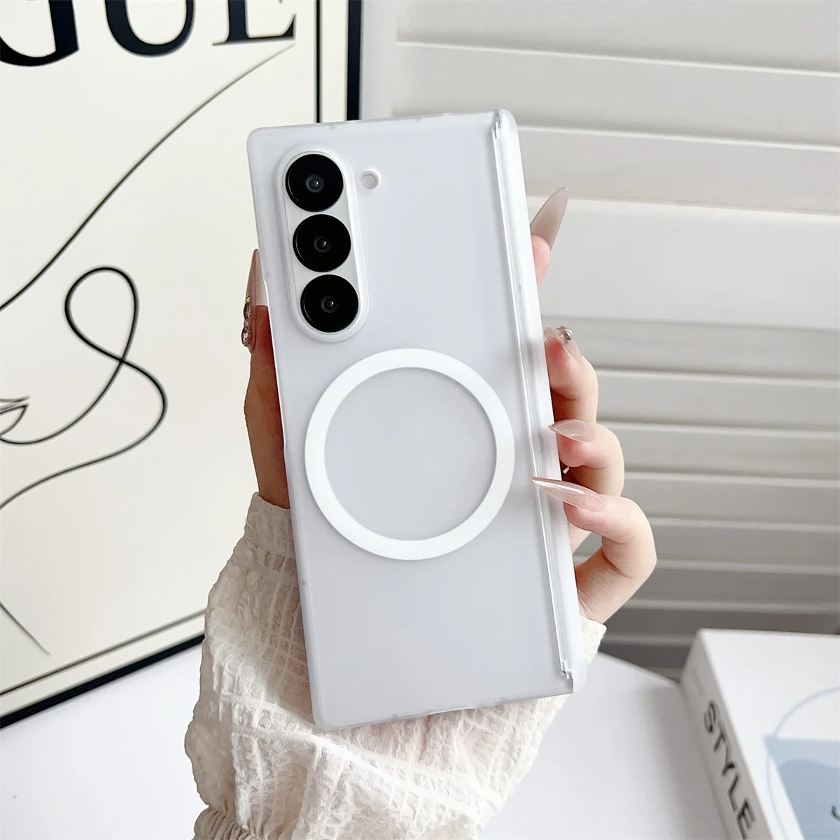 Samsung Galaxy Z Fold 7/6/5/4用 - Matte Frosted Case のレビューと価格