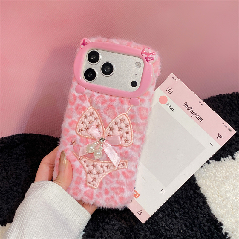 高級感のあるレオパード柄ビキニプリントのぬいぐるみ風スマホケ - Phone Cases Iphone 16 Pro のレビューと価格