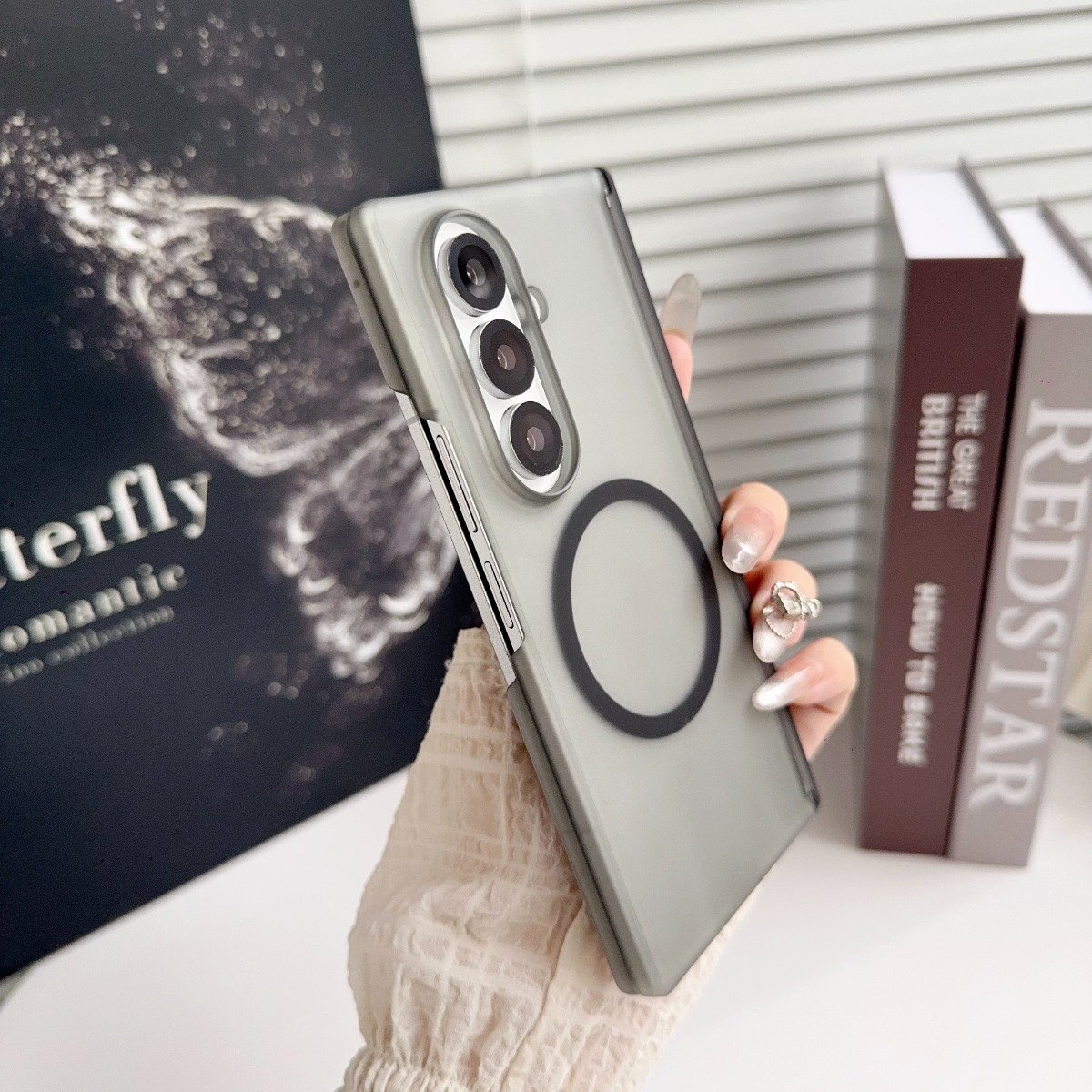 耐衝撃ハードフォンケース Samsung Galaxy Z  - Matte Frosted Case のレビューと価格