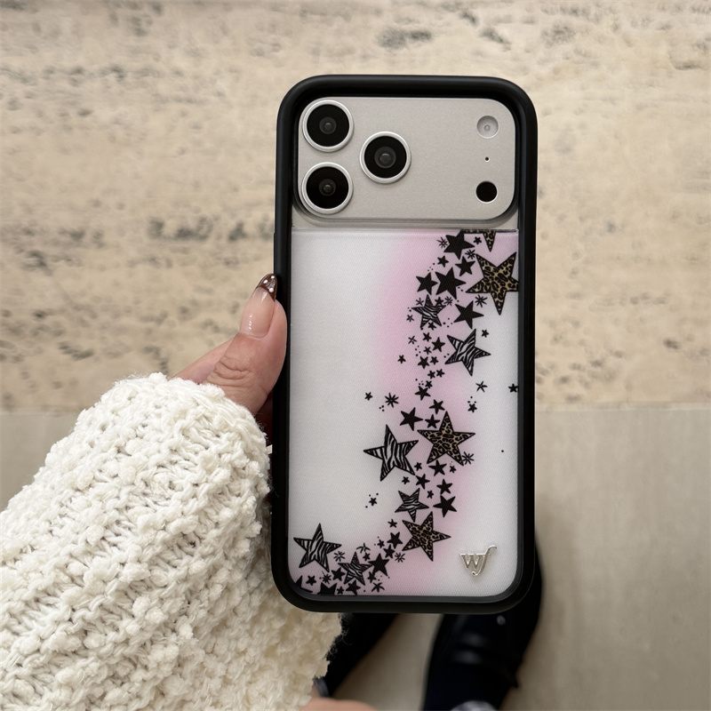 ワイルドフラワー柄の子犬愛電話ケース iPhone 17 1 - Phone Cases Wildflower のレビューと価格