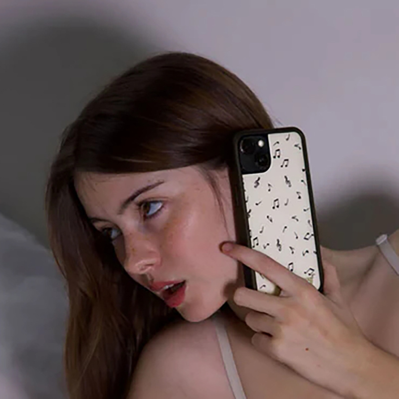 ワイルドフラワーラブノート柄iPhoneケース iPhone - Phone Cases Wildflower のレビューと価格